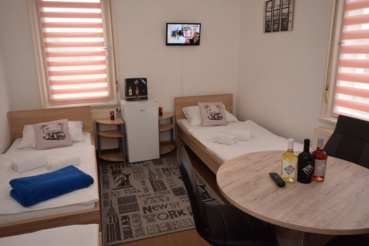Monteurzimmer Kirchheim-Teck Kirchheim unter Teck Buitenkant foto